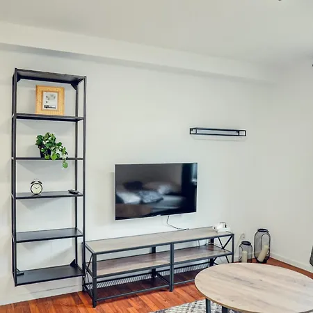 Apartment Chic In Essen